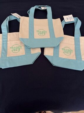 Trader Joe's Canvas Tote in Light Blue & Cream. Set of 3 NEW